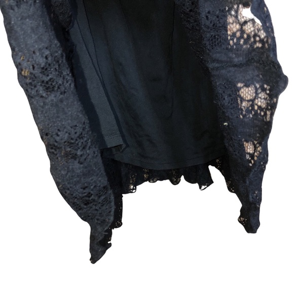HAANI dress size 1X black lace fit and flare sleeveless - Picture 3 of 4